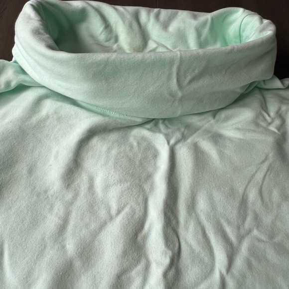 Perfect for Spring! Lululemon pullover cowl neck mint green sz 10 sold out - Picture 9 of 11